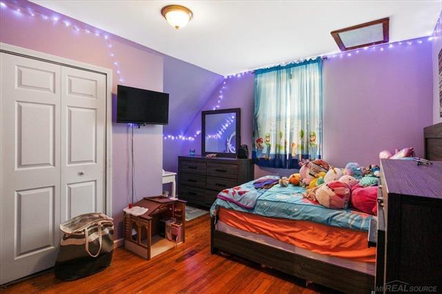 Builiding view eleven for 58910 Main, New Haven, MI. 48048