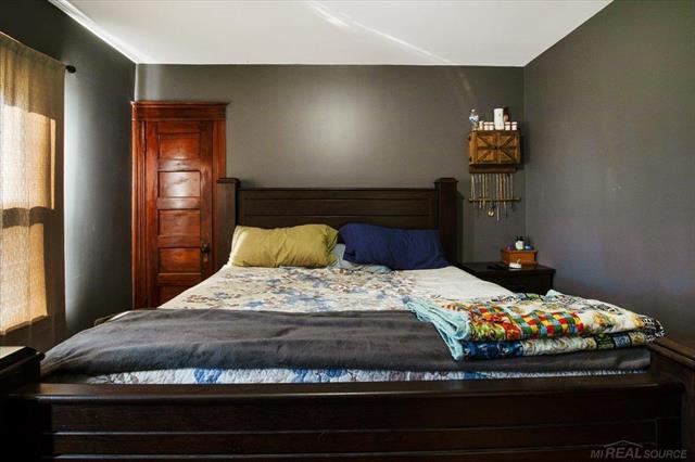 Builiding view fourteen for 58910 Main, New Haven, MI. 48048