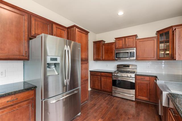 Builiding view eleven for 58916 Virginia, New Haven, MI. 48048
