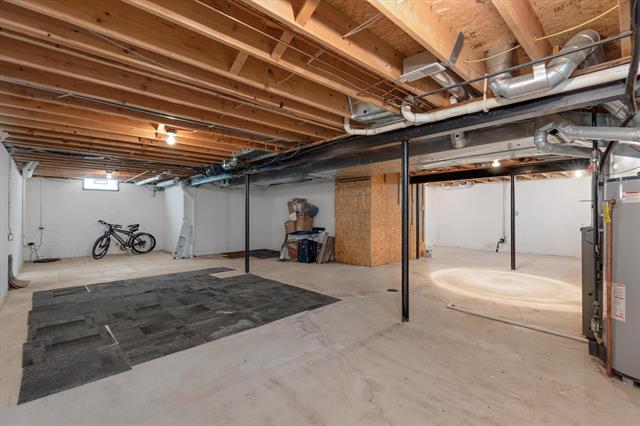Builiding view thirty two for 58916 Virginia, New Haven, MI. 48048