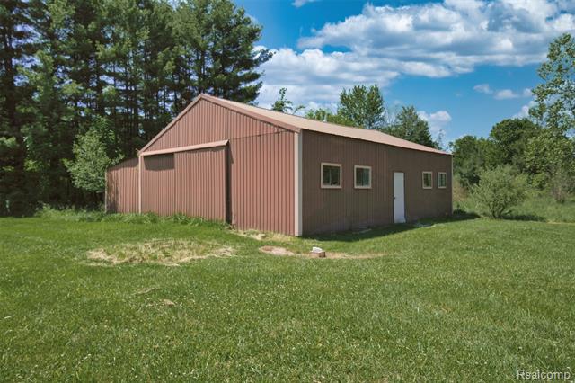 Builiding view forty for 29940 29 Mile, New Haven, MI. 48048