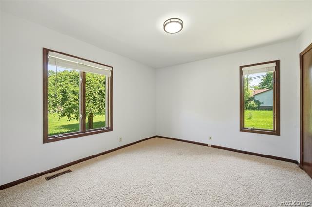 Builiding view twenty four for 29940 29 Mile, New Haven, MI. 48048