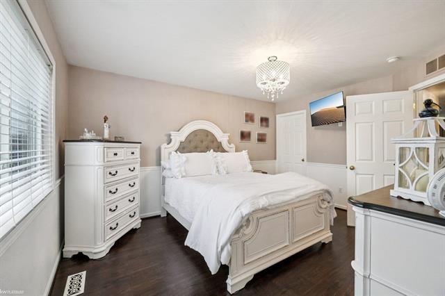 Builiding view eighteen for 32197 Montclair, New Haven, MI. 48048