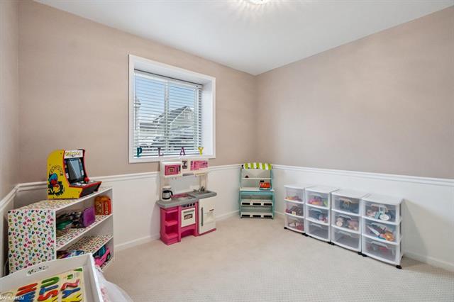 Builiding view twenty three for 32197 Montclair, New Haven, MI. 48048