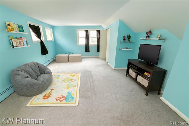 Builiding view nineteen for 69258 Forest, Richmond, MI. 48062