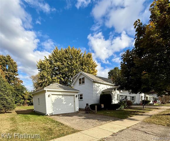 Builiding view one for 69258 Forest, Richmond, MI. 48062