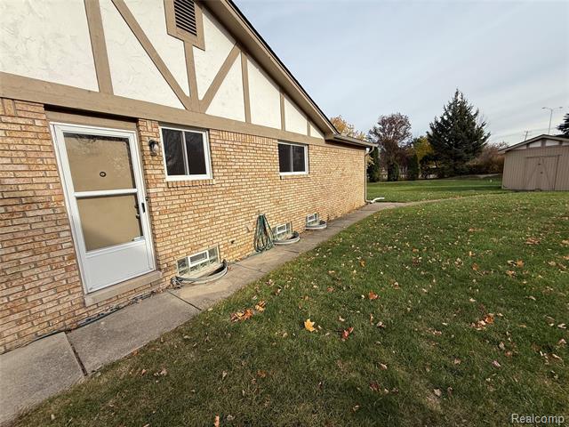 Builiding view three for 37076 Evergreen, Sterling Heights, MI. 48310