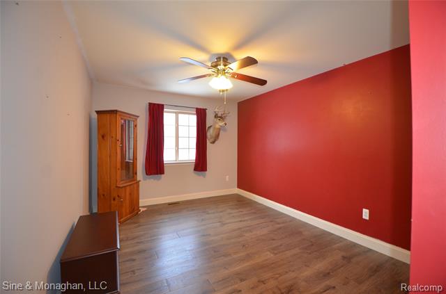 Builiding view fifty seven for 76566 Burman, Richmond, MI. 48062