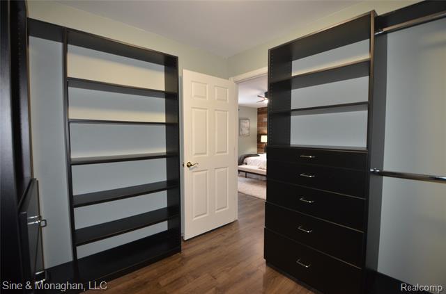 Builiding view forty two for 76566 Burman, Richmond, MI. 48062