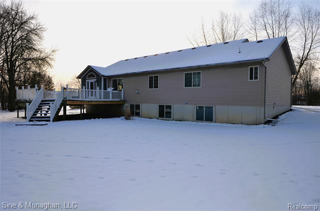 Builiding view four for 76566 Burman, Richmond, MI. 48062