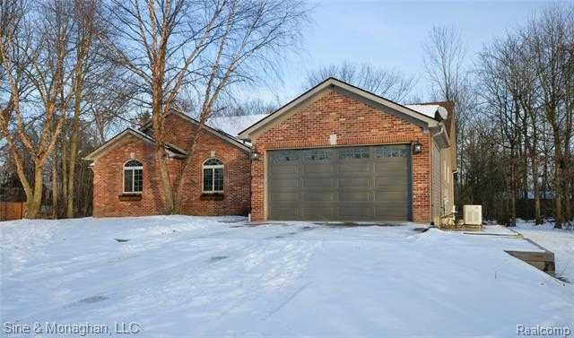 Builiding view seven for 76566 Burman, Richmond, MI. 48062