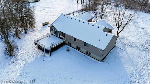 Builiding view seventy one for 76566 Burman, Richmond, MI. 48062