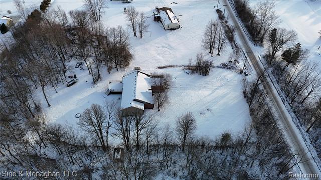 Builiding view seventy six for 76566 Burman, Richmond, MI. 48062