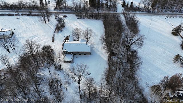 Builiding view seventy three for 76566 Burman, Richmond, MI. 48062