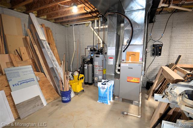 Builiding view sixty eight for 76566 Burman, Richmond, MI. 48062