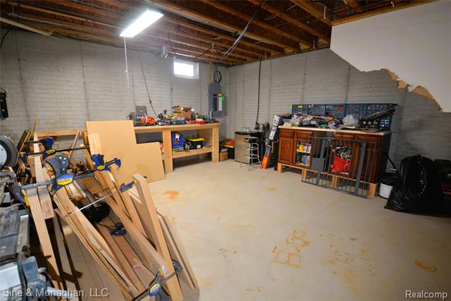 Builiding view sixty six for 76566 Burman, Richmond, MI. 48062