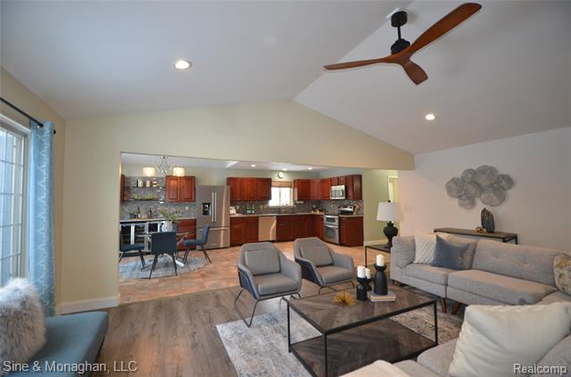 Builiding view thirteen for 76566 Burman, Richmond, MI. 48062