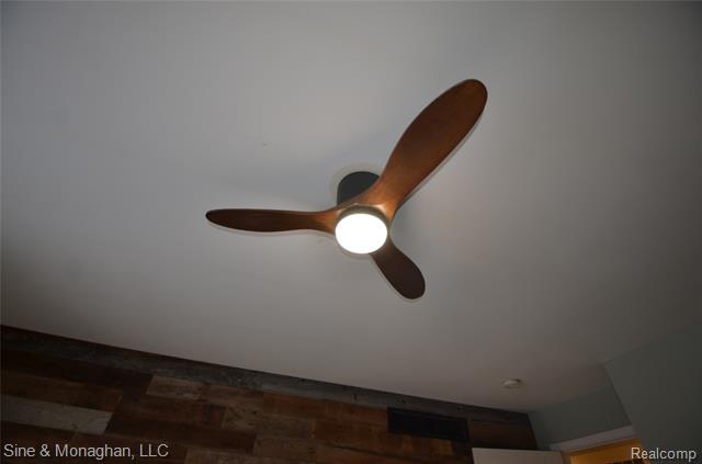 Builiding view thirty nine for 76566 Burman, Richmond, MI. 48062