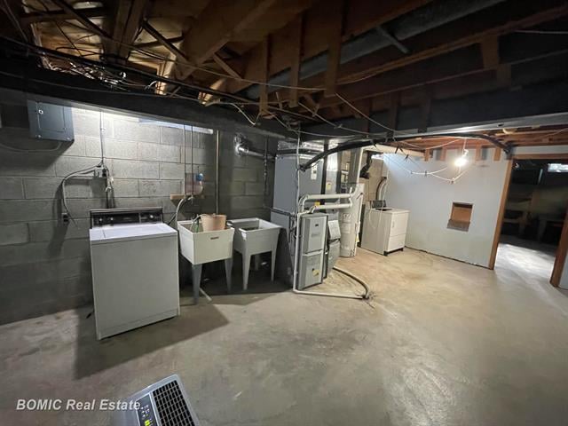 Builiding view eighteen for 37134 Almont  East, Sterling Heights, MI. 48310