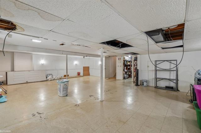 Builiding view nine for 37266 Tamarack, Sterling Heights, MI. 48310