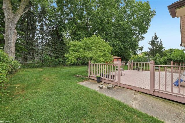 Builiding view seven for 37266 Tamarack, Sterling Heights, MI. 48310