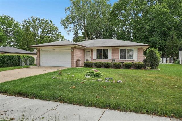 Builiding view thirty four for 37266 Tamarack, Sterling Heights, MI. 48310