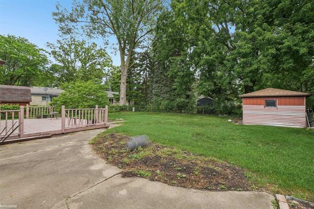 Builiding view three for 37266 Tamarack, Sterling Heights, MI. 48310
