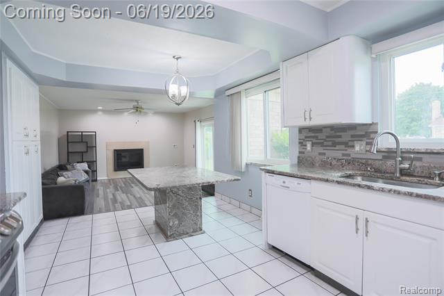 Builiding view fifteen for 4788 Bloomfield, Sterling Heights, MI. 48310