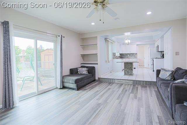 Builiding view seventeen for 4788 Bloomfield, Sterling Heights, MI. 48310