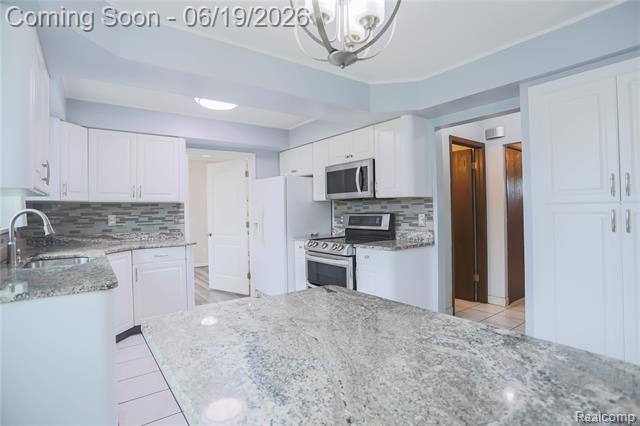 Builiding view twelve for 4788 Bloomfield, Sterling Heights, MI. 48310