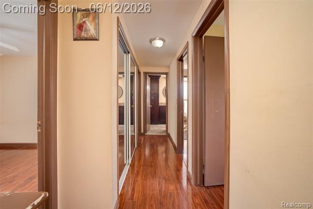 Builiding view fifteen for 5061 Temple, Sterling Heights, MI. 48310