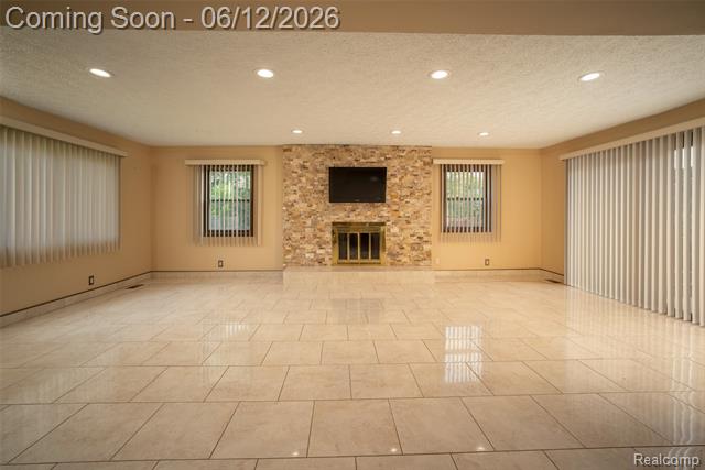 Builiding view nine for 5061 Temple, Sterling Heights, MI. 48310