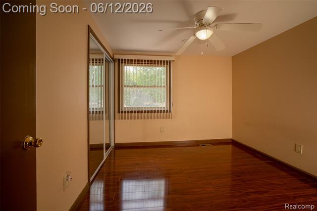 Builiding view sixteen for 5061 Temple, Sterling Heights, MI. 48310