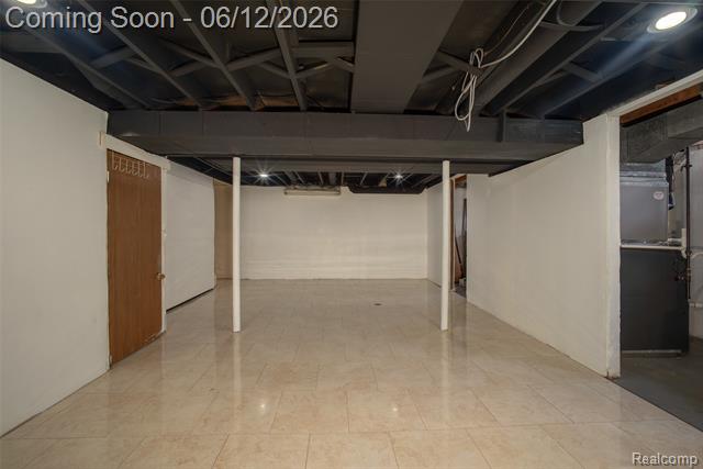 Builiding view twenty seven for 5061 Temple, Sterling Heights, MI. 48310