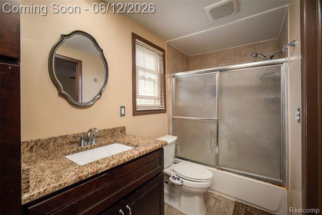 Builiding view twenty two for 5061 Temple, Sterling Heights, MI. 48310