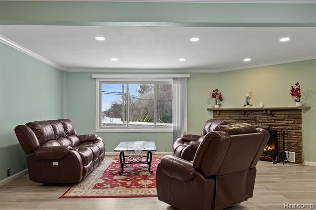 Builiding view six for 15500 Millar, Clinton Township, MI. 48036