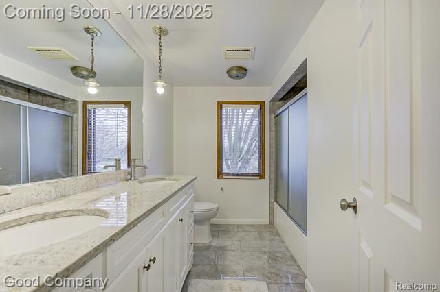 Builiding view thirty four for 38092 Westchester Ro, Sterling Heights, MI. 48310