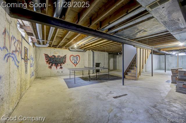 Builiding view thirty six for 38092 Westchester Ro, Sterling Heights, MI. 48310