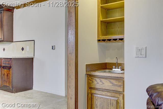 Builiding view twenty one for 38092 Westchester Ro, Sterling Heights, MI. 48310