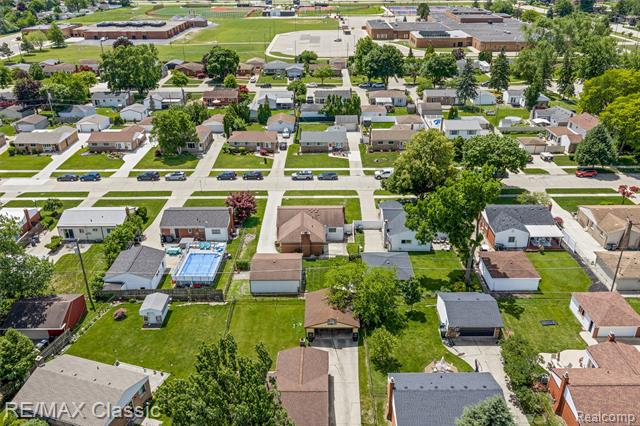 Builiding view twenty six for 11789 Danforth, Sterling Heights, MI. 48312