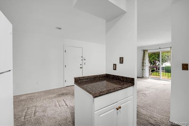Builiding view eight for 13900 Camelot, Sterling Heights, MI. 48312