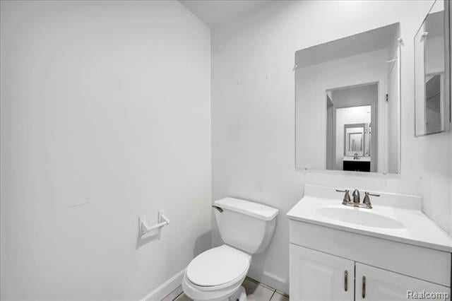 Builiding view fifteen for 13900 Camelot, Sterling Heights, MI. 48312