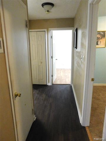 Builiding view eleven for 21367 Wendell, Clinton Township, MI. 48036