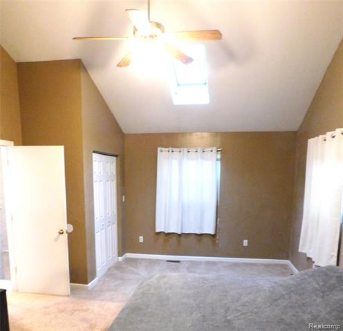 Builiding view thirty four for 21367 Wendell, Clinton Township, MI. 48036