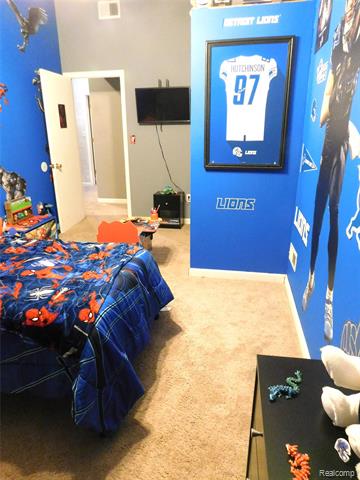 Builiding view twenty seven for 21367 Wendell, Clinton Township, MI. 48036