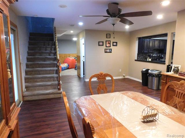 Builiding view twenty for 21367 Wendell, Clinton Township, MI. 48036