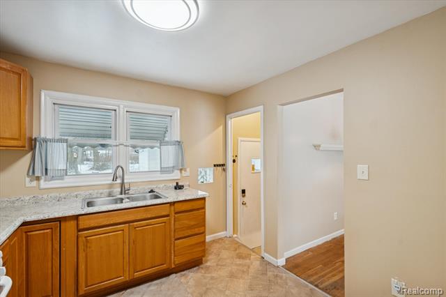 Builiding view four for 21376 Wendell, Clinton Township, MI. 48036