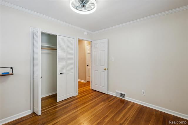 Builiding view seventeen for 21376 Wendell, Clinton Township, MI. 48036