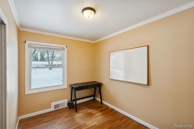 Builiding view thirteen for 21376 Wendell, Clinton Township, MI. 48036