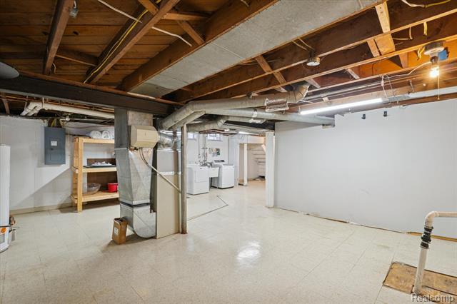 Builiding view twenty seven for 21376 Wendell, Clinton Township, MI. 48036